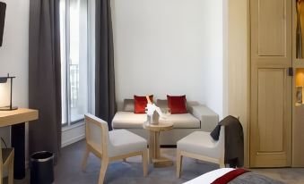 Hotel Marceau Champs Elysees