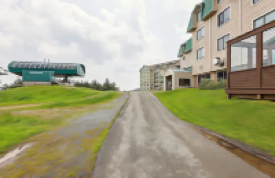 아늑한 스노우슈 콘도 렌탈: 의자 리프트까지 걸어갈 수 있습니다!