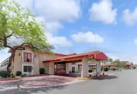 Days Inn by Wyndham Tucson City Center