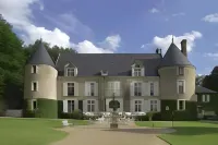 Chateau de Pray Hotels near The Chanteloup Pagoda