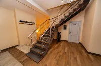 Amg Hotel