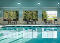Holiday Inn Express & Suites PERU - LASALLE AREA by IHG - parking