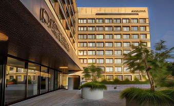 Prize by Radisson, Bern City