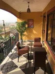 Obuoba Village Guest House & Apartments Ga West 호텔