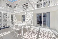 Don Pancho Beach Resort Hotels in Bargara