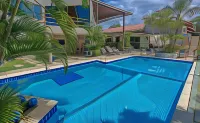 Pousada Novo Prado - Kolam Renang