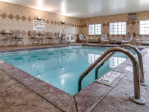 Super 8 by Wyndham Great Bend Hotels in Great Bend