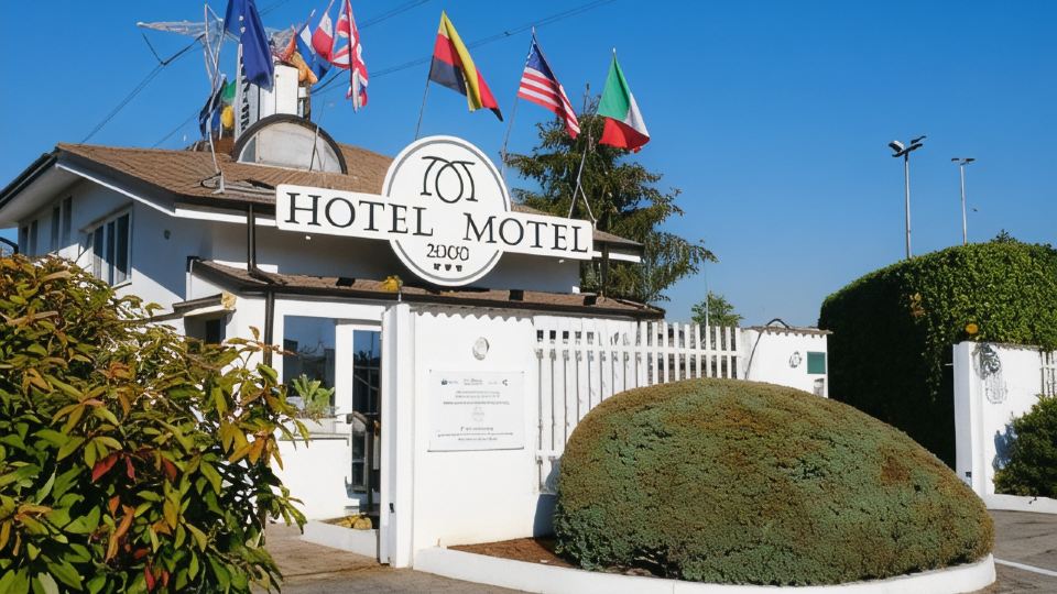Hotel Motel 2000