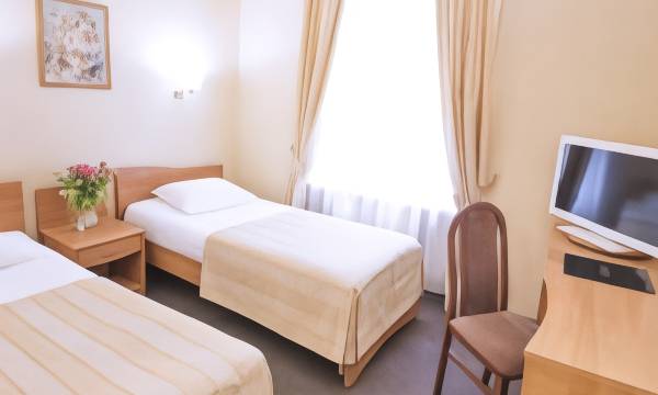 Tourist Hotel