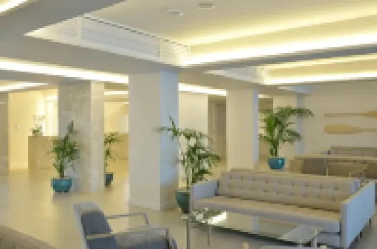 Sunrise Gardens Aparthotel