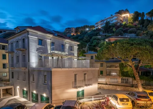 Villa Cadiz Apartments Varazze