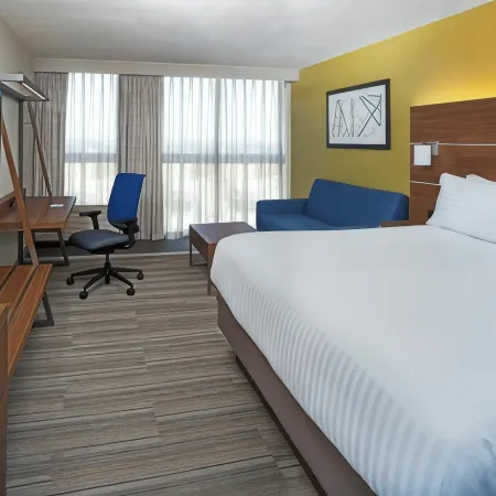 Holiday Inn Express NAGS HEAD OCEANFRONT by IHG
