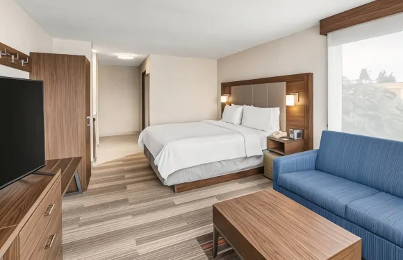 智選假日套房酒店塔科馬