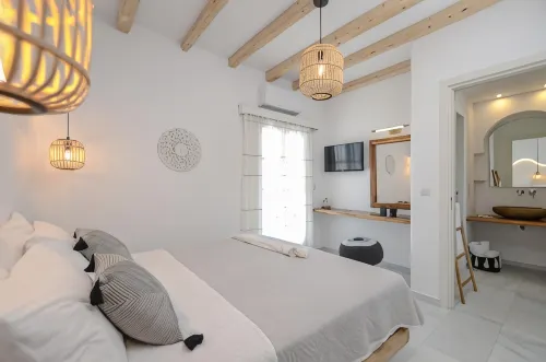 Birikos Studios & Apartments - 3-Star