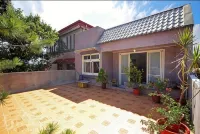 Fruit House Các khách sạn gần Lushan Bridge