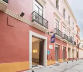 Joy Plaza de Armas