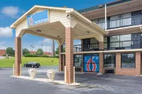 Motel 6 Macon, GA