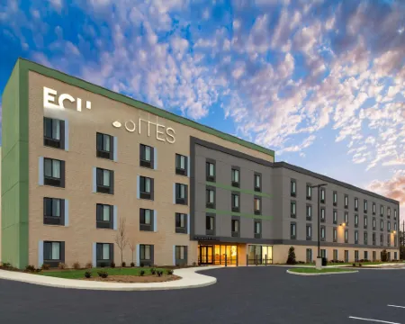 Echo Suites Richmond West - Extended Stay by Wyndham Hotels in Three Chopt