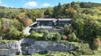 Cliff Dwellers Inn Hotels in Blowing Rock