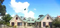 Kitty's Cottages - Managed by Big4 Strahan Holiday Retreat