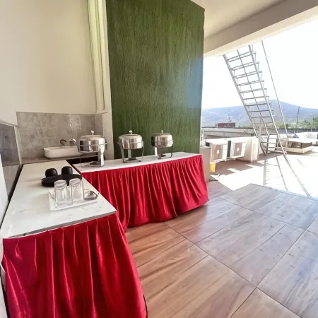 Hotel Simony Palace