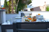 B&b Mondello Resort - breakfast