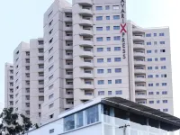 Avari Xpress Gulberg Hotels near Lahore Airport