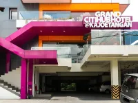Grand Citihub Hotel @Kajoetangan Hotels in Klojen
