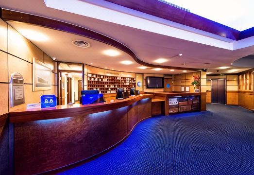 더 리너 호텔 독특한 내부 인테리어