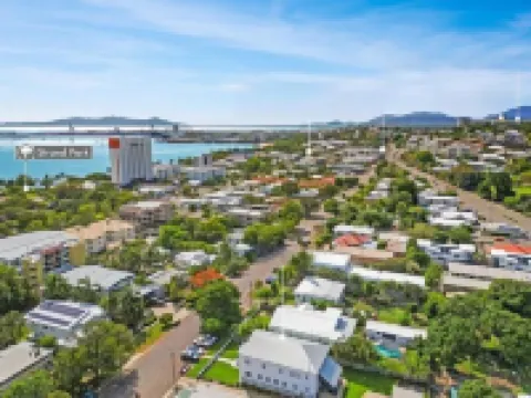 Townsville Suites Hotels in North Ward