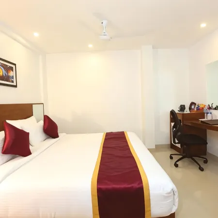 Hotel Park Residency Kozhencherry