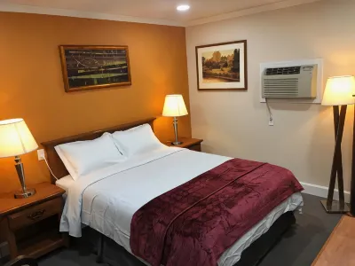 Howard Johnson by Wyndham Ridgecrest, CA Hotels in Kern County