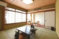 Hamamura Onsen Totoya Hotels in Tottori