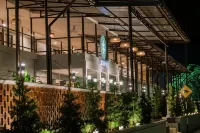 Mulyo Hotel Hotel in zona Pantai Teluk Kemang