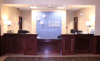 Holiday Inn Express & Suites Pratt