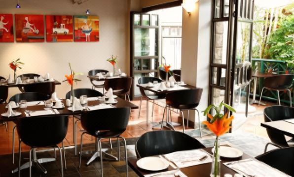 Court Classique Suite Hotel