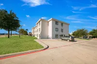 Motel 6 Decatur, TX