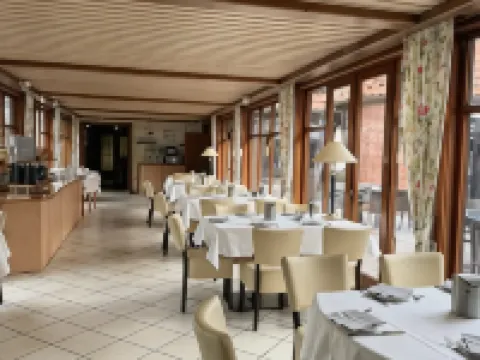 ハイデホテルソルタウアーホフ ゾルタウのホテル