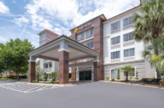 La Quinta Inn & Suites by Wyndham Atlanta Stockbridge