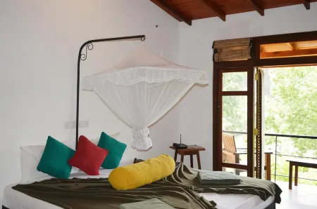 Rowinrich Cottages Отели рядом с достопримечательностью «Литл Адамс Пик»