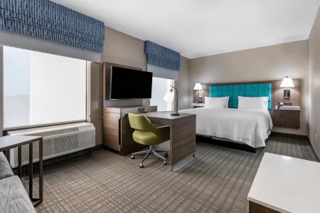 Hampton Inn & Suites Louisville East Отели в г. Джефферсонтаун