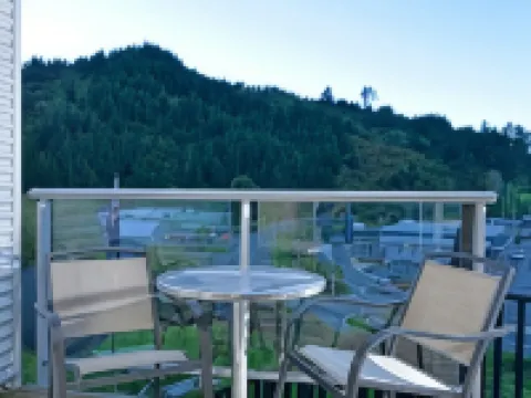 湯姆斯通汽車旅館-小屋及背包客旅館 皮克頓酒店