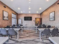 Cobblestone Hotel & Suites - Rhinelander