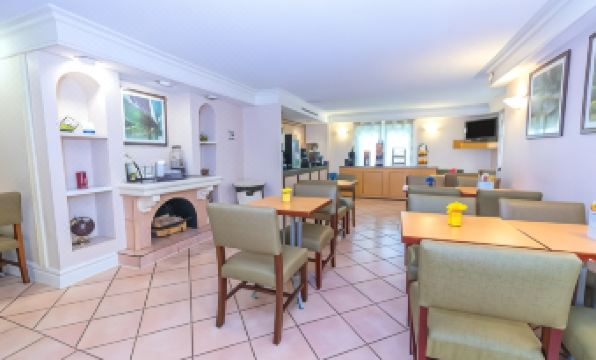 La Quinta Inn by Wyndham Clute Lake Jackson