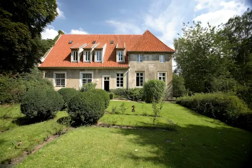 Haus Keppelborg: ZI Rosina Mit Burggartenblick Hotels in Heek