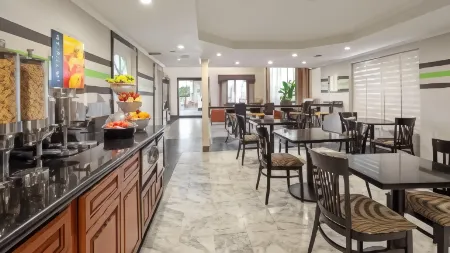 Best Western Pasadena Royale Inn  Suites