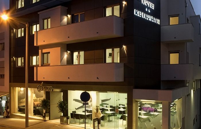 Hotel Genesis