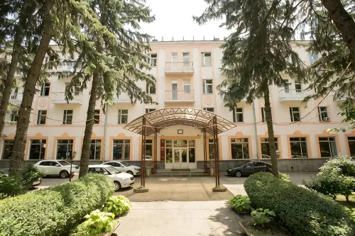 Korpus Zhemchuzhina Kavkaza Resort Hotels in Zheleznovodsk