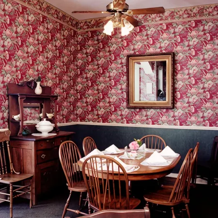 St. Elmo Hotel