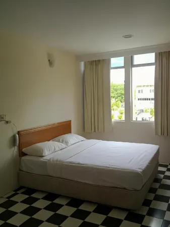 Prime Hotel Отели в г. Limbang Division